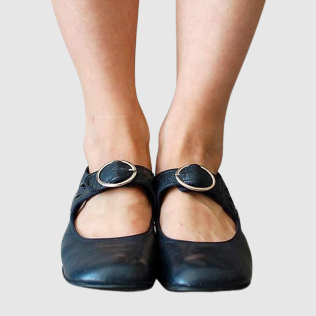 Chelsea Boots | Classic Boot Silhouette, Elastic Side Panels 4