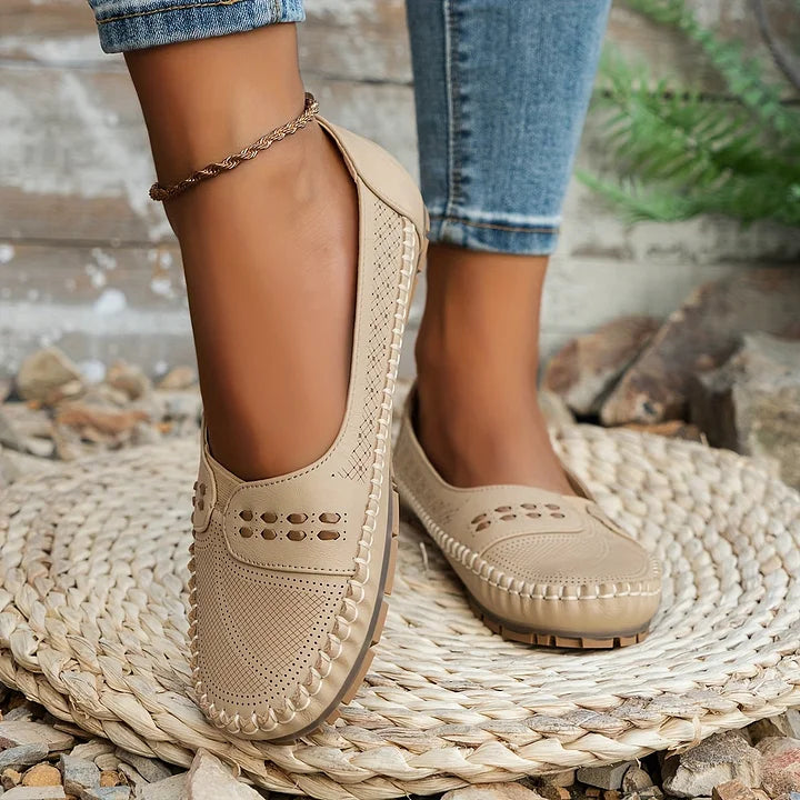 Flats | Ergonomic Design, Breathable Upper 4