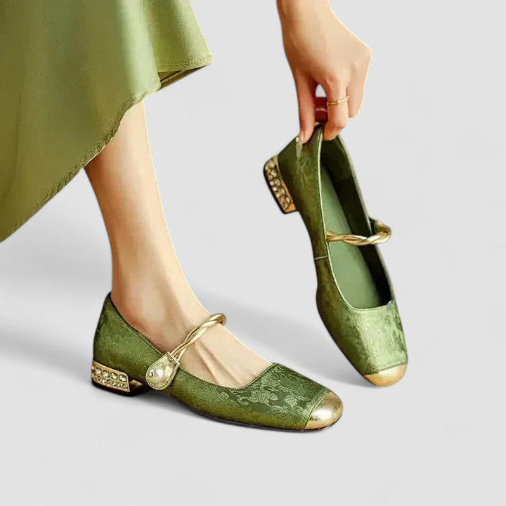 Mary Jane Shoes | Classic Silhouette, Signature Strap 0