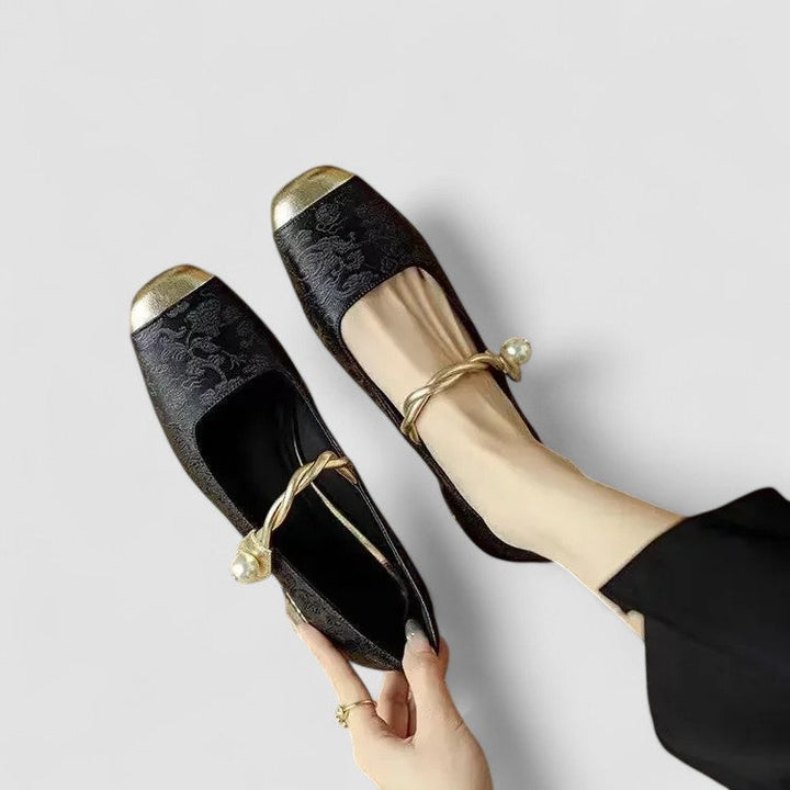 Mary Jane Shoes | Classic Silhouette, Signature Strap 7