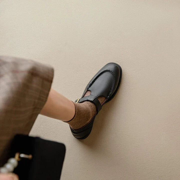 Mary Jane Shoes | T-Strap Buckle, Round Toe 3