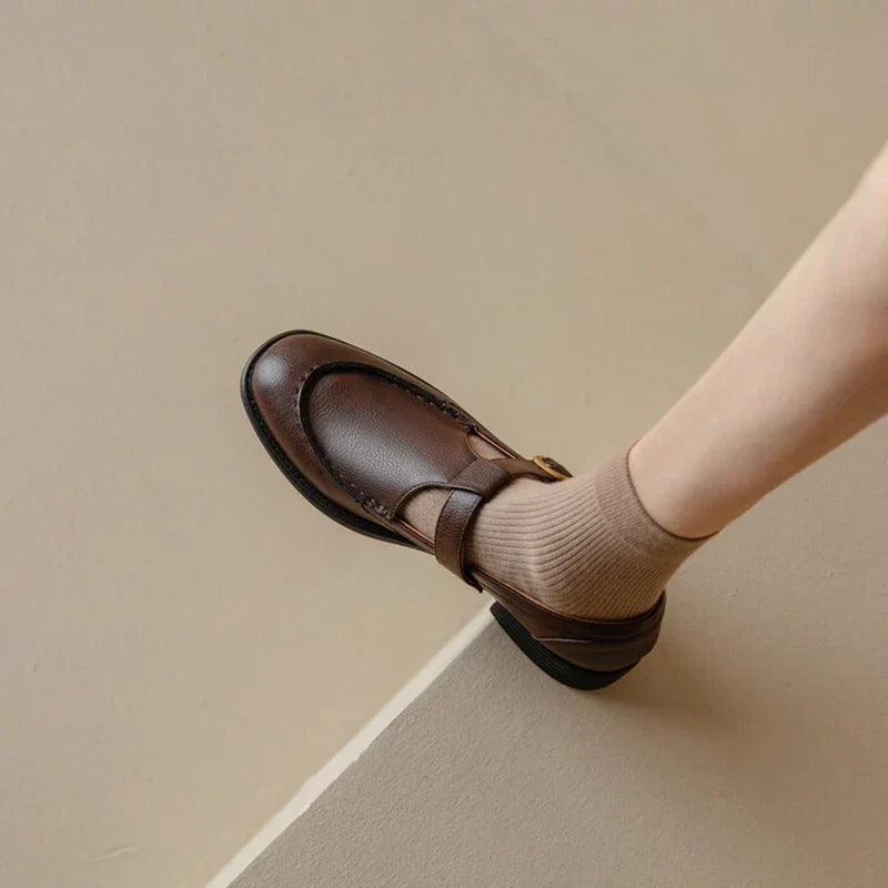 Mary Jane Shoes | T-Strap Buckle, Round Toe 4