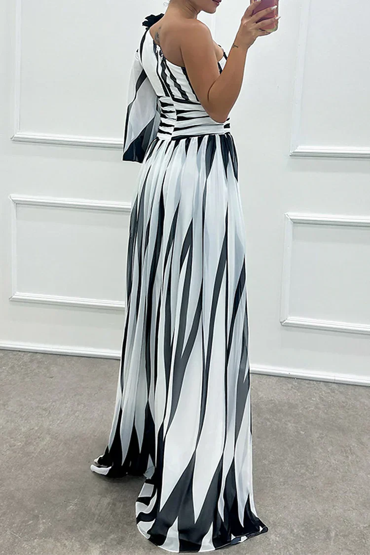 Maxi Dress | One Shoulder Design, Striped Pattern 5
