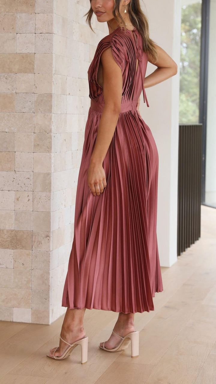 Maxi Dress | Pleated Skirt, V-Neckline 3