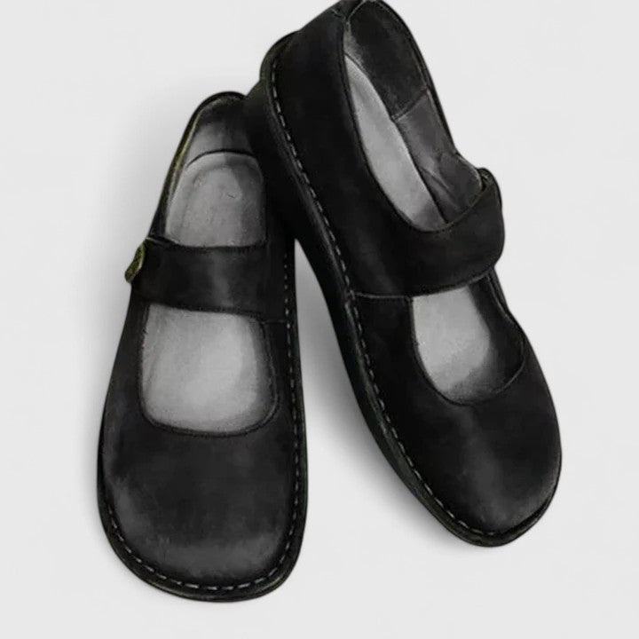 Orthopedic Shoes | Classic Silhouette, Supportive Design 3