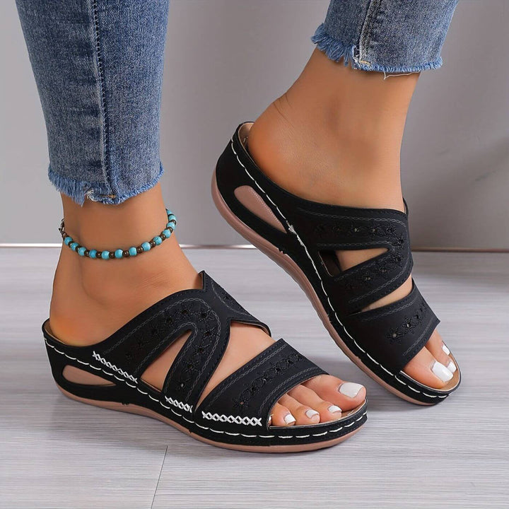 Sandals | Slip-Resistant Design, Gel-Infused Sole 1