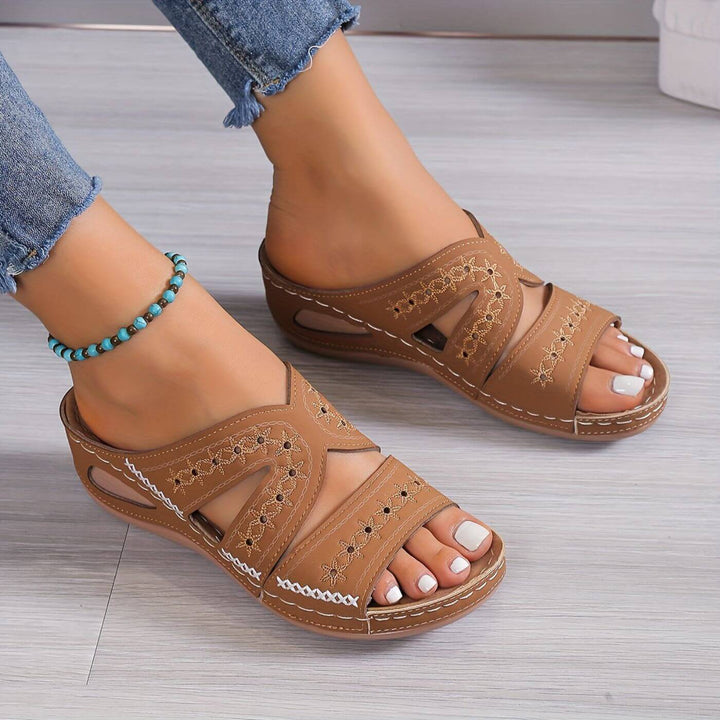 Sandals | Slip-Resistant Design, Gel-Infused Sole 3