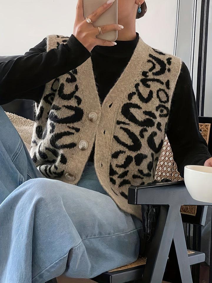 Vest | Patterned, Button-Front Closure 4